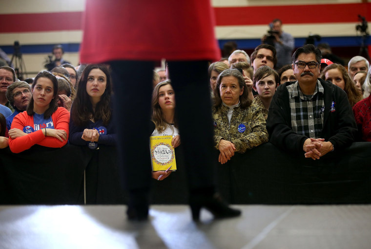 Image: Hillary Clinton Campaigns Iowa