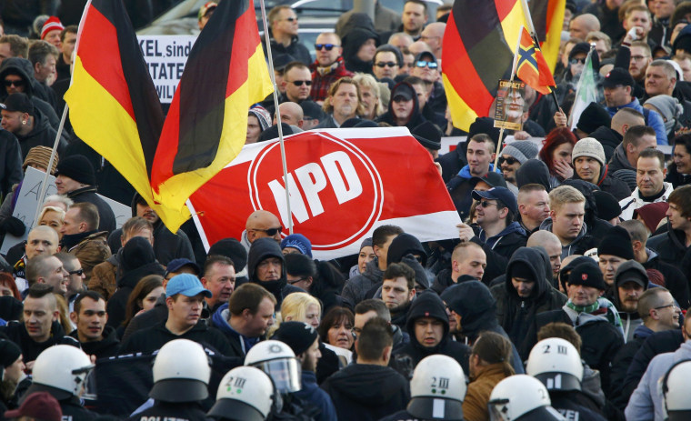 Image: Supporters of anti-immigration right-wing movement PEGIDA protest in Cologne
