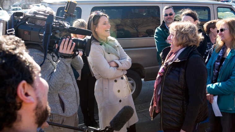 Savannah Guthrie meets Republican voters at a Donald Trump rally