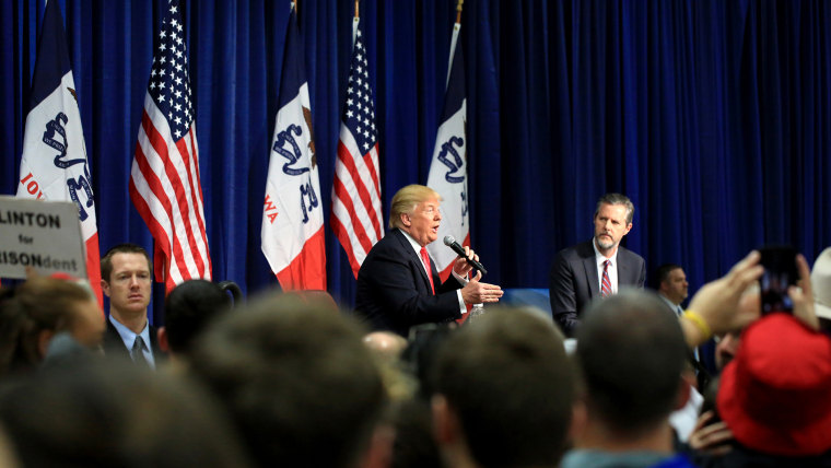 Savannah Guthrie meets Republican voters at a Donald Trump rally