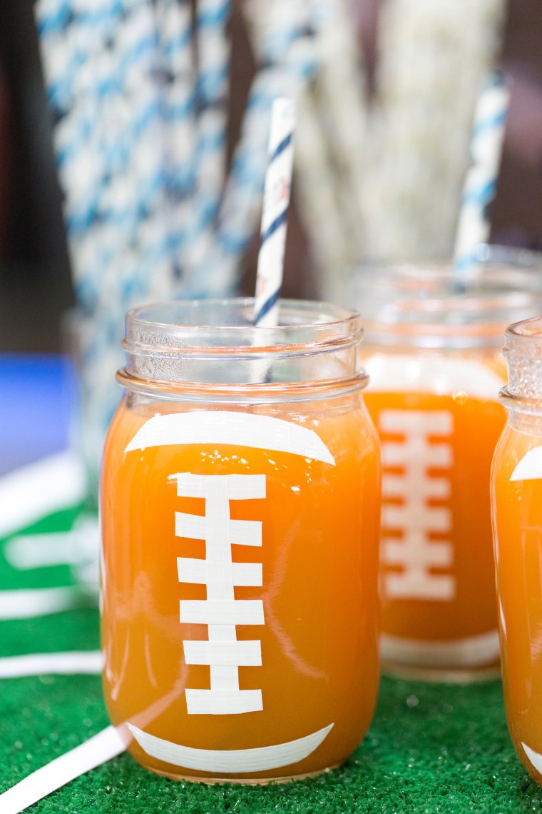 Maureen Petrosky demonstrates food and decor ideas for a Super Bowl party that's sure to score high with guests