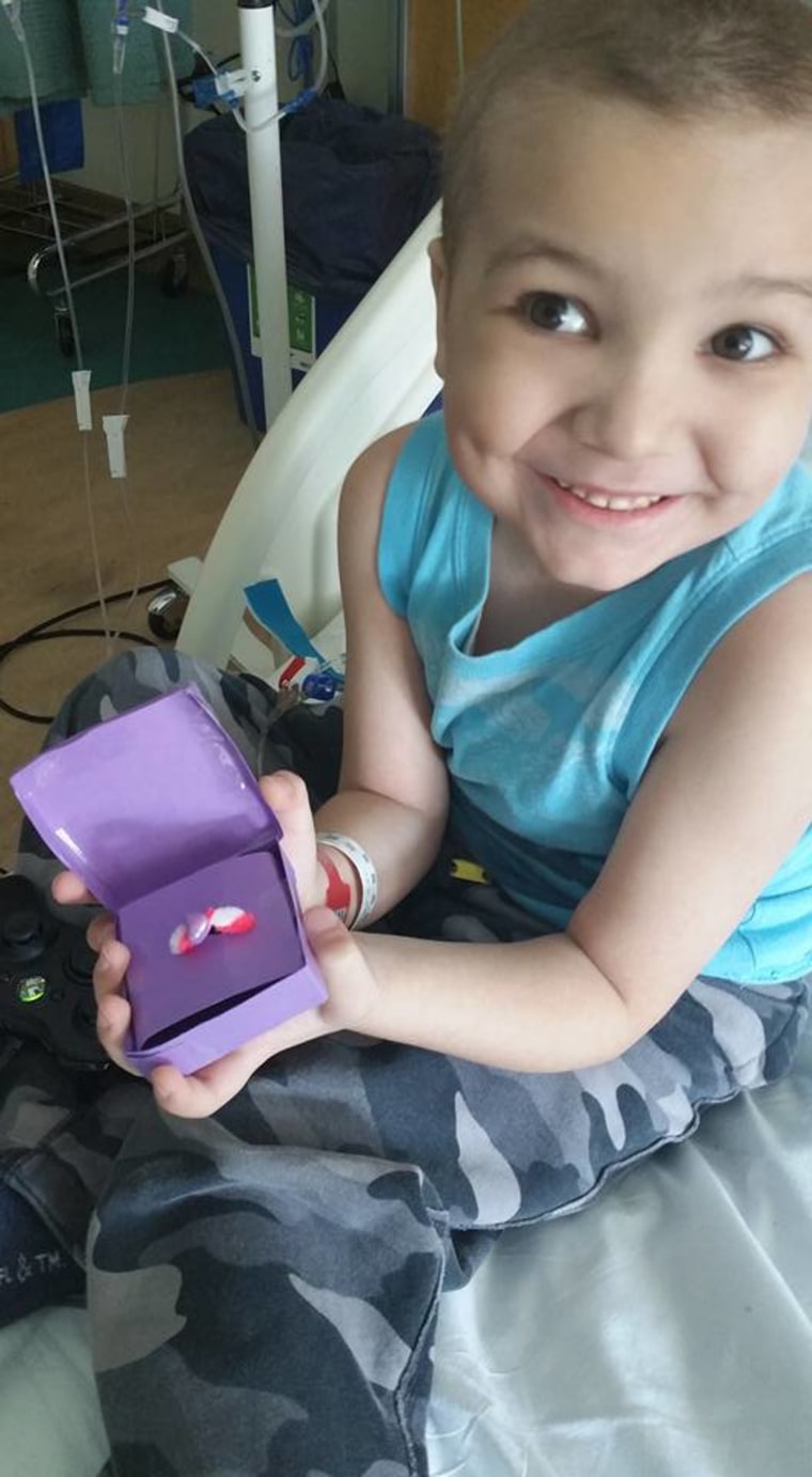 Gideon Robinson, 5, proposed to his favorite nurse