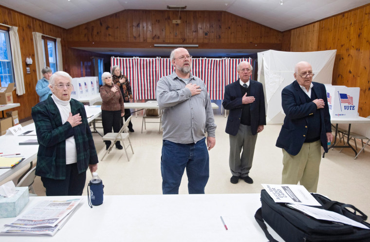Image: New Hampshire kicks off primaries