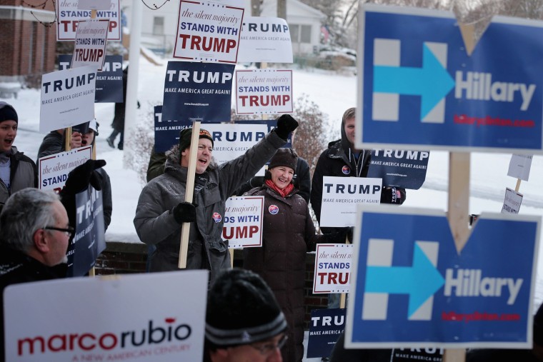 Image: New Hampshire Voters Head To The Polls For State's \"First In The Nation\" Primary