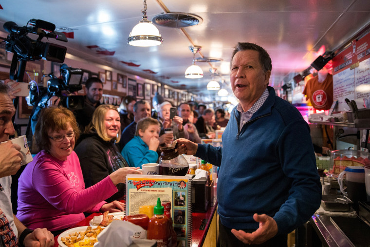 Image: John Kasich Campaigns In New Hampshire On Primary Day
