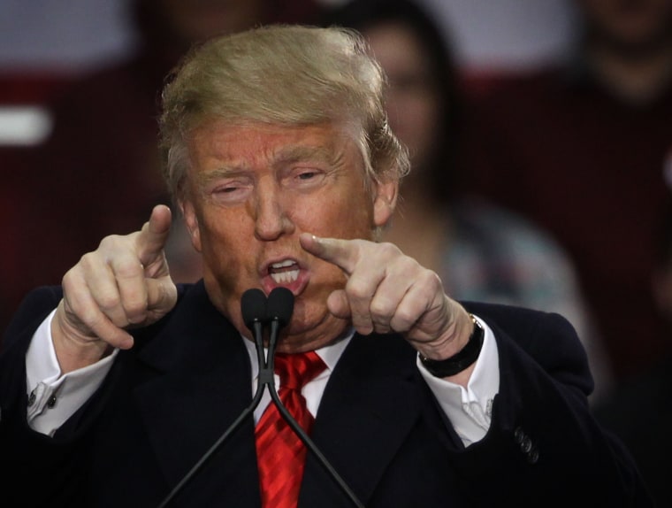 Image: ***Bestpix*** GOP Presidential Candidate Donald Trump Campaigns In South Carolina Day After NH Primary