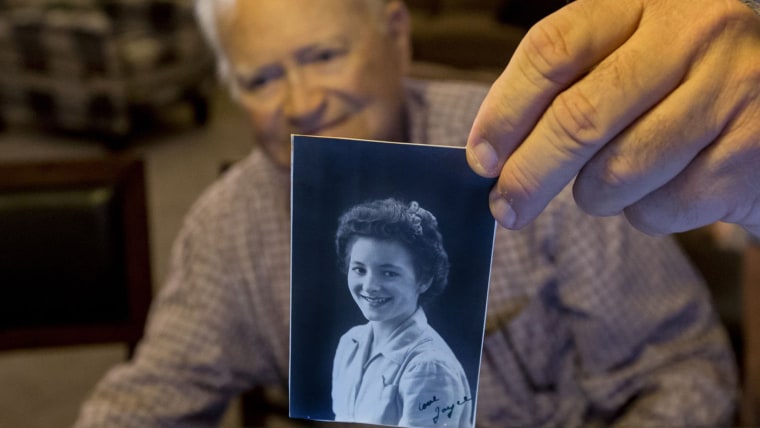 Norwood Thomas is a WWII vet who is reuniting with his wartime girlfriend