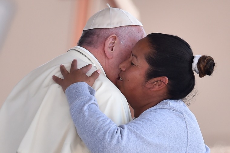 Image: Pope Francis is greeted by a female inmate during his visit to the CeReSo n. 3 prison in Ciudad Juarez