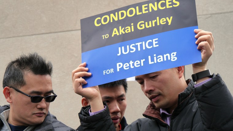 Image: Cadman Plaza rally in support of Peter Liang on February 20