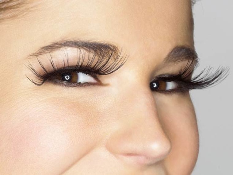 Eyelash Perm: Cost &amp; Risks of Perms for Eye Lashes