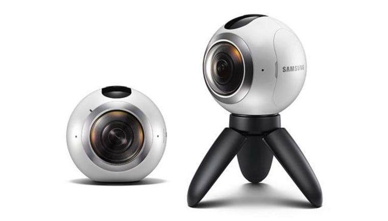 Samsung's new Gear360 virtual reality camera gives 360 degree views