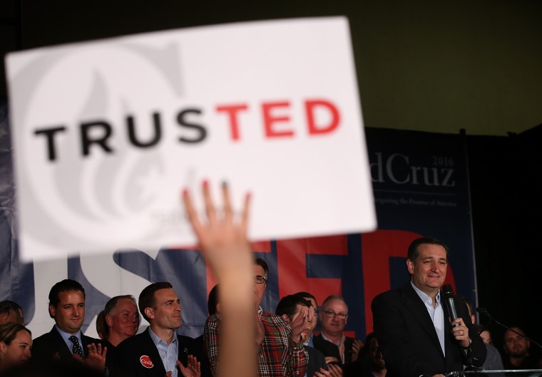 Image: Republican presidential candidate U.S. Sen Ted Cruz (R-TX) speaks during his caucus night gathering