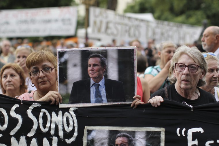 Image: March in Argentina asks for justice for attorney Nisman