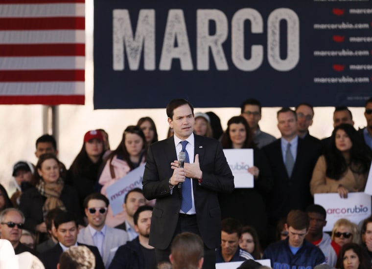 Image: Marco Rubio speaks during a rally