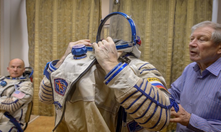 Image: Expedition 47 Qualification Exams