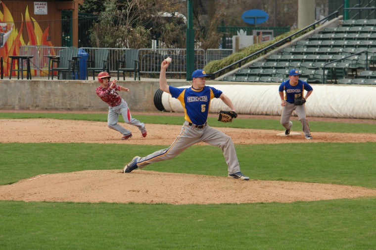 Luke Blanock playing baseball