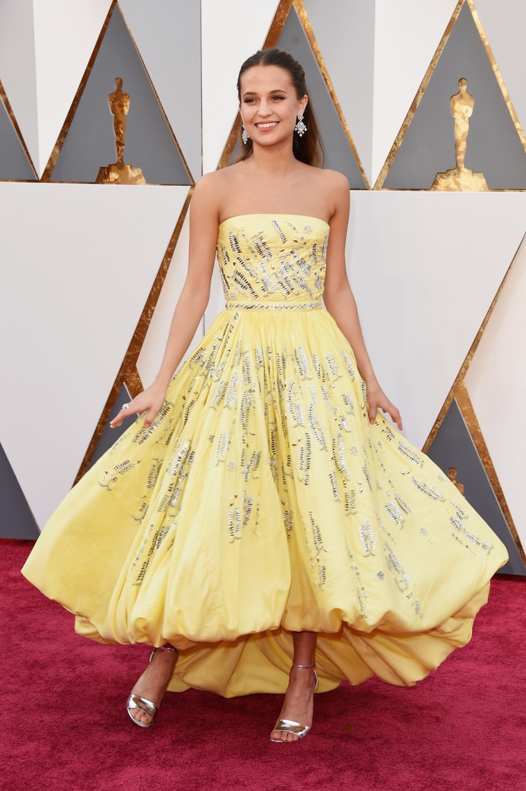 Oscars 2016: Alicia Vikander says she dressed as Belle from 'Beauty and the  Beast