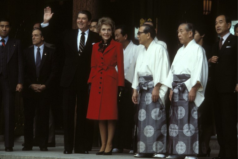 14/11/1983. RONALD REAGAN AU JAPON