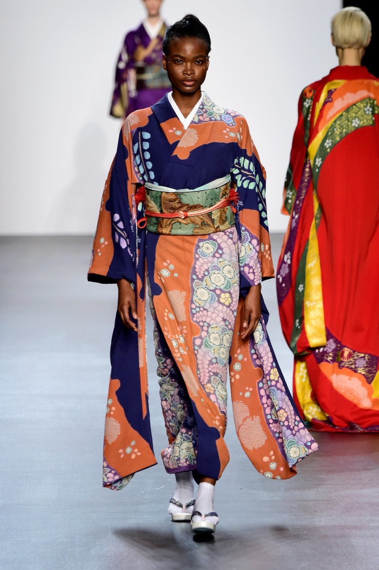 Image: Hiromi Asai - Runway - Fall 2016 New York Fashion Week: The Shows