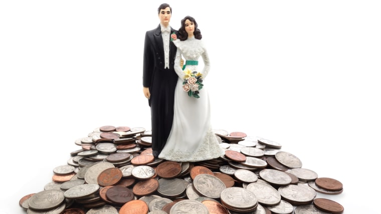 9 ways to stay on budget for your wedding