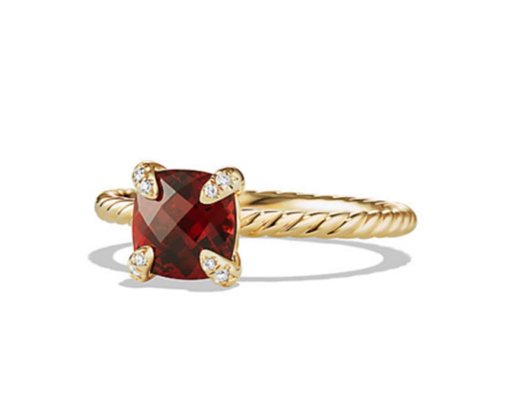 David Yurman Ring with Garnet and Diamonds in 18K Gold