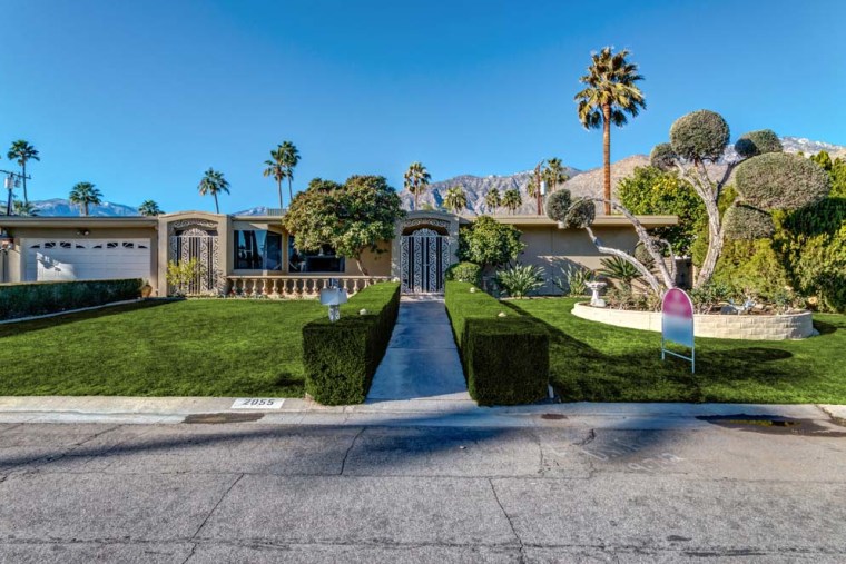 Palm Springs home from 1969