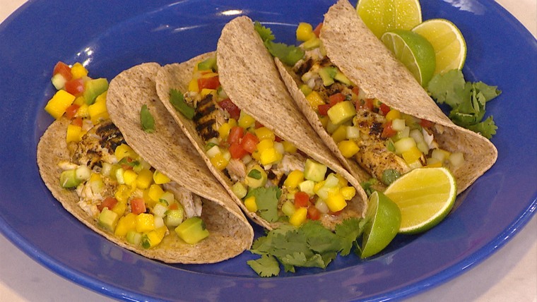 Grilled red snapper fish tacos with mango salsa