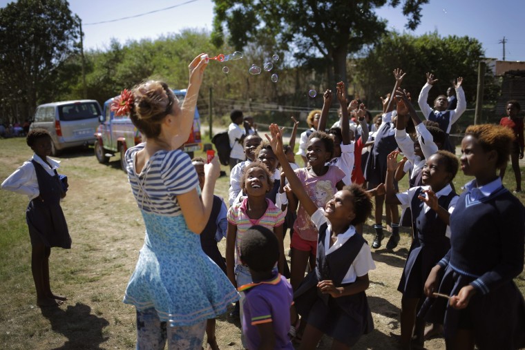 Image: Humanitarian Clowns Without Boarders in King Williams Town