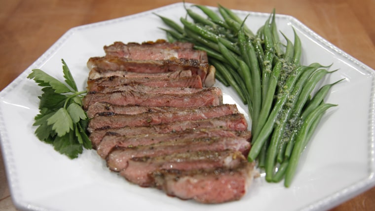 Steak and green beans