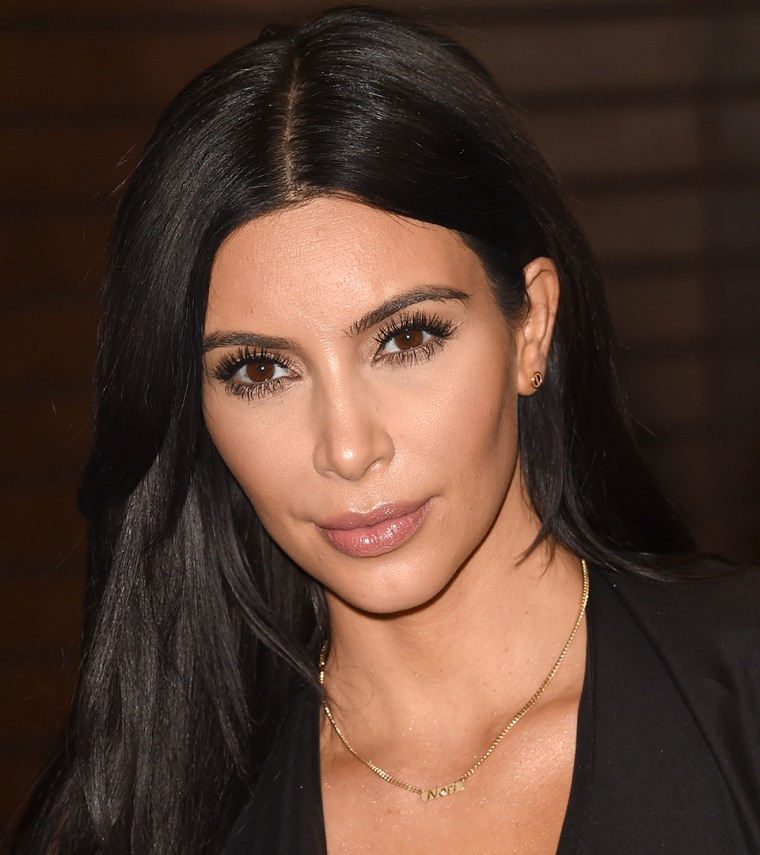 760px x 855px - Kim Kardashian new hair revealed on Snapchat