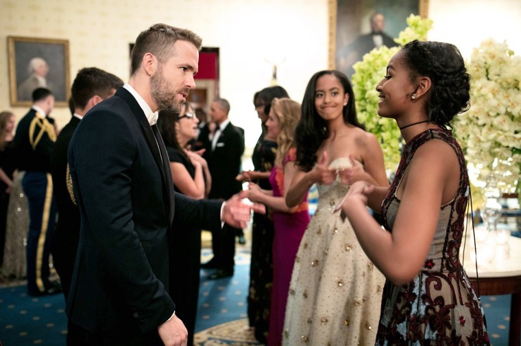 Sasha and Malia talk with actor Ryan Reynolds