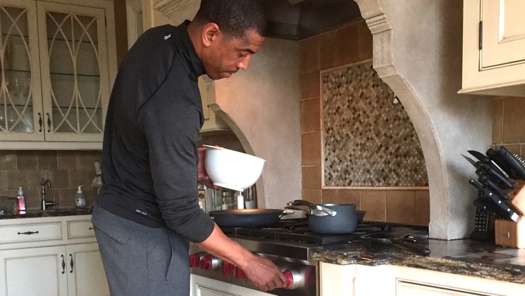 UConn coach Kevin Ollie cooks breakfast at his home