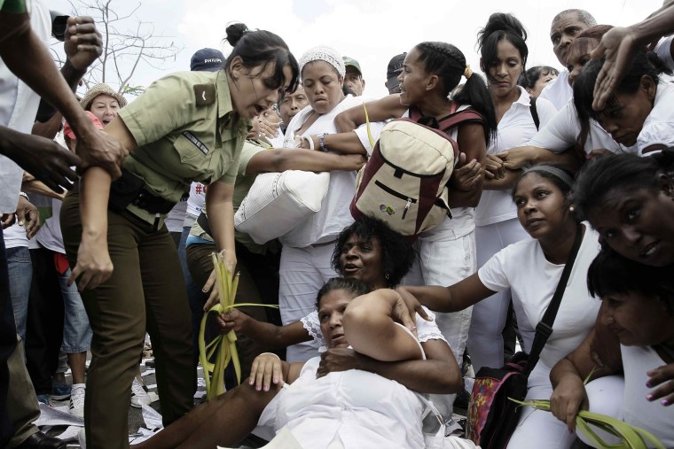 Image: Damas de Blanco opposition protesters arrested