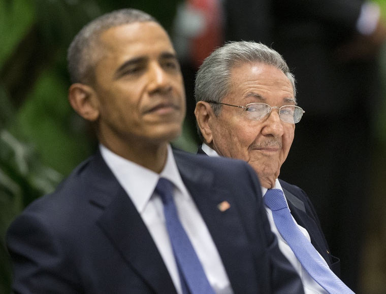 Image: Barack Obama, Raul Castro