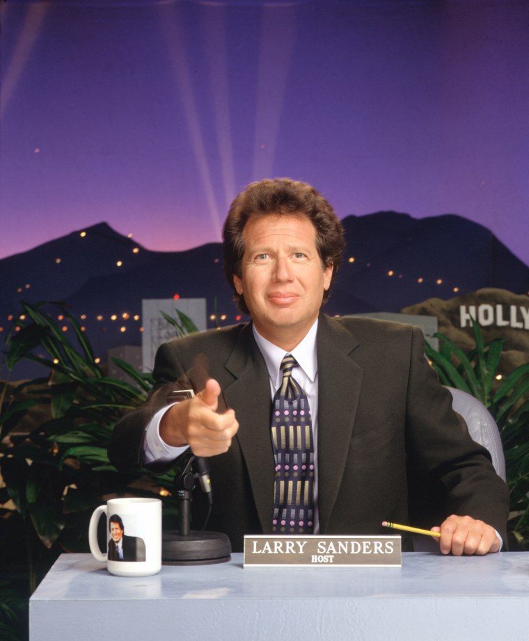Image: Garry Shandling stars in the acclaimed comedy series THE LARRY SANDERS SHOW