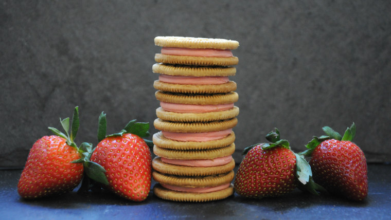 Strawberry Shortcake Oreos