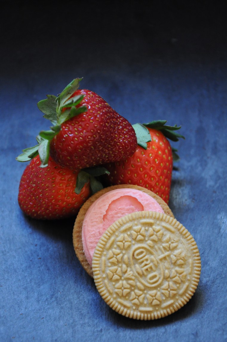 Strawberry Shortcake Oreos