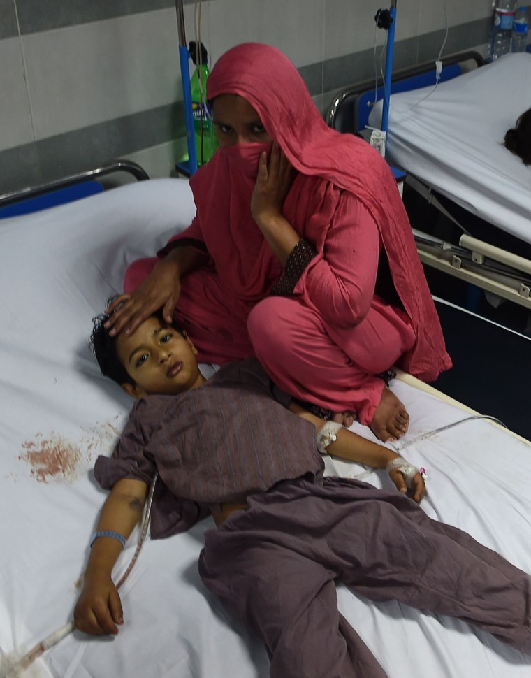 Image: Child injured in Lahore suicide attack