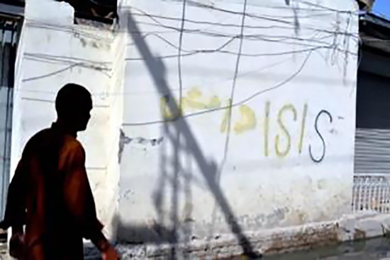 Image: ISIS graffiti in Quetta, Pakistan.