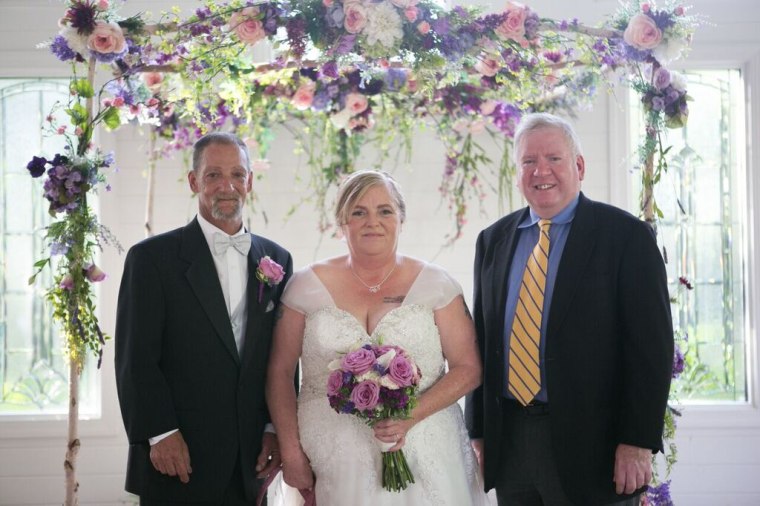 A homeless couple, Rocky and Evelyn Barlett, were able to get married thanks to donations