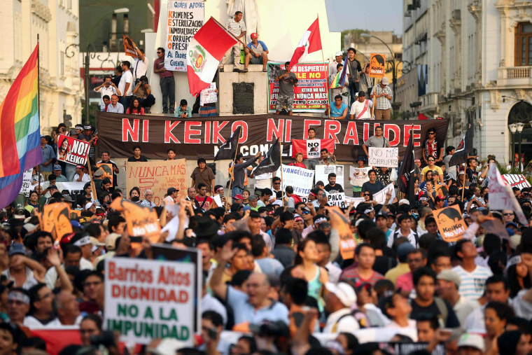 Image: Demonstrators protest against presidential candidacy of Keiko Fujimori
