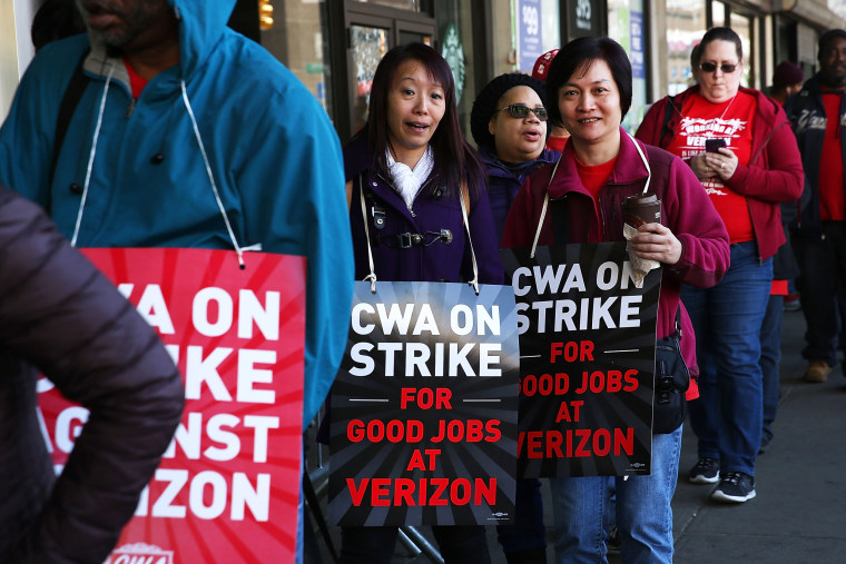 Image: Verizon Workers Walk Off Jobs And Strike