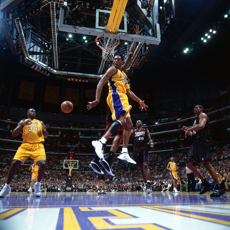 Image: 76ers v Lakers Bryant
