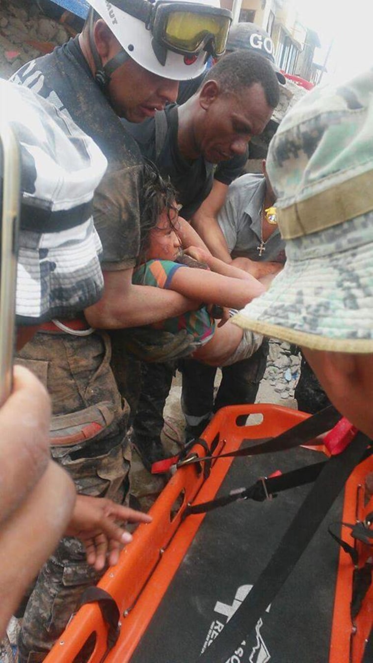 IMAGE: Ecuador earthquake rescue