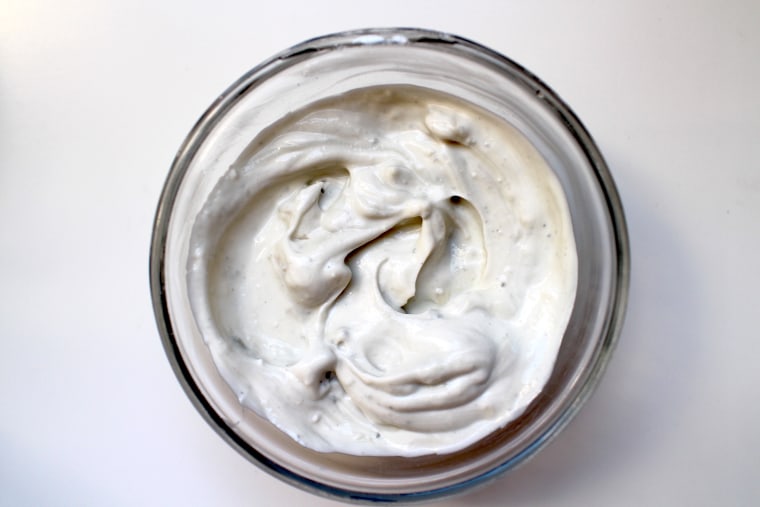 How to make blue cheese dressing at home