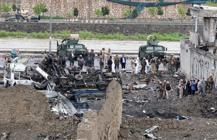 Image: Bomb blast rocks Kabul