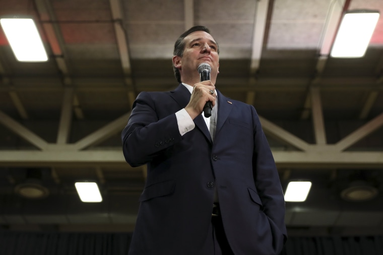Image: U.S. Republican presidential candidate Ted Cruz speaks on stage during a campaign event in Rochester, New York