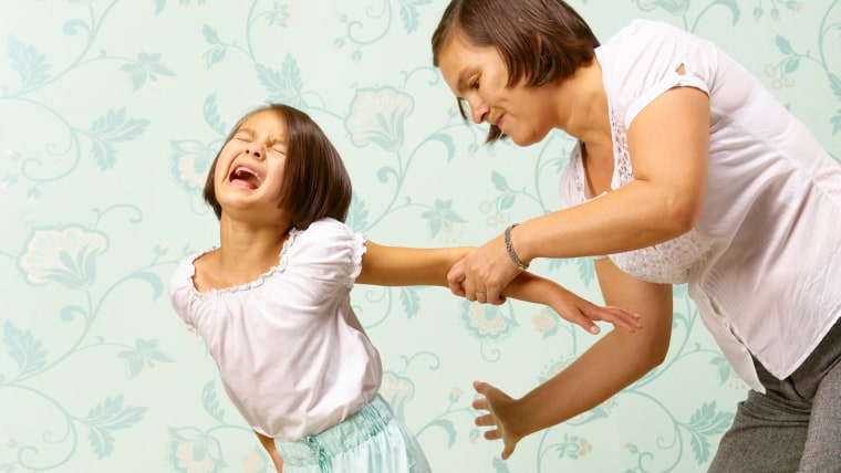 Spanking makes kids aggressive, less successful, study finds pic picture