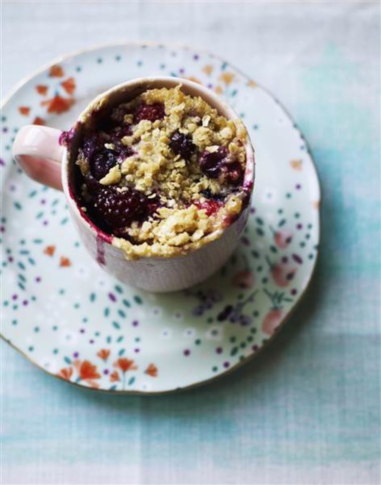 Almond and berry breakfast mug cake