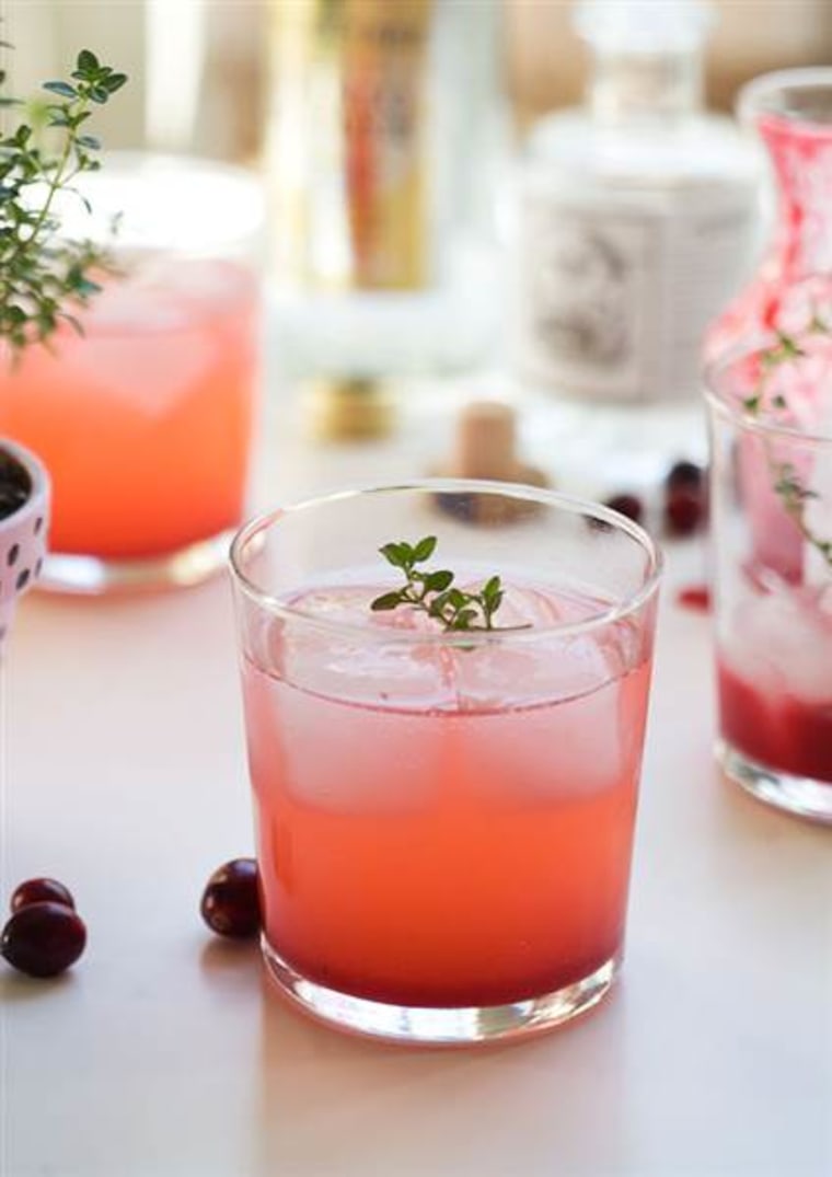 11 easy Thanksgiving cocktail recipes that are delicious and beautiful